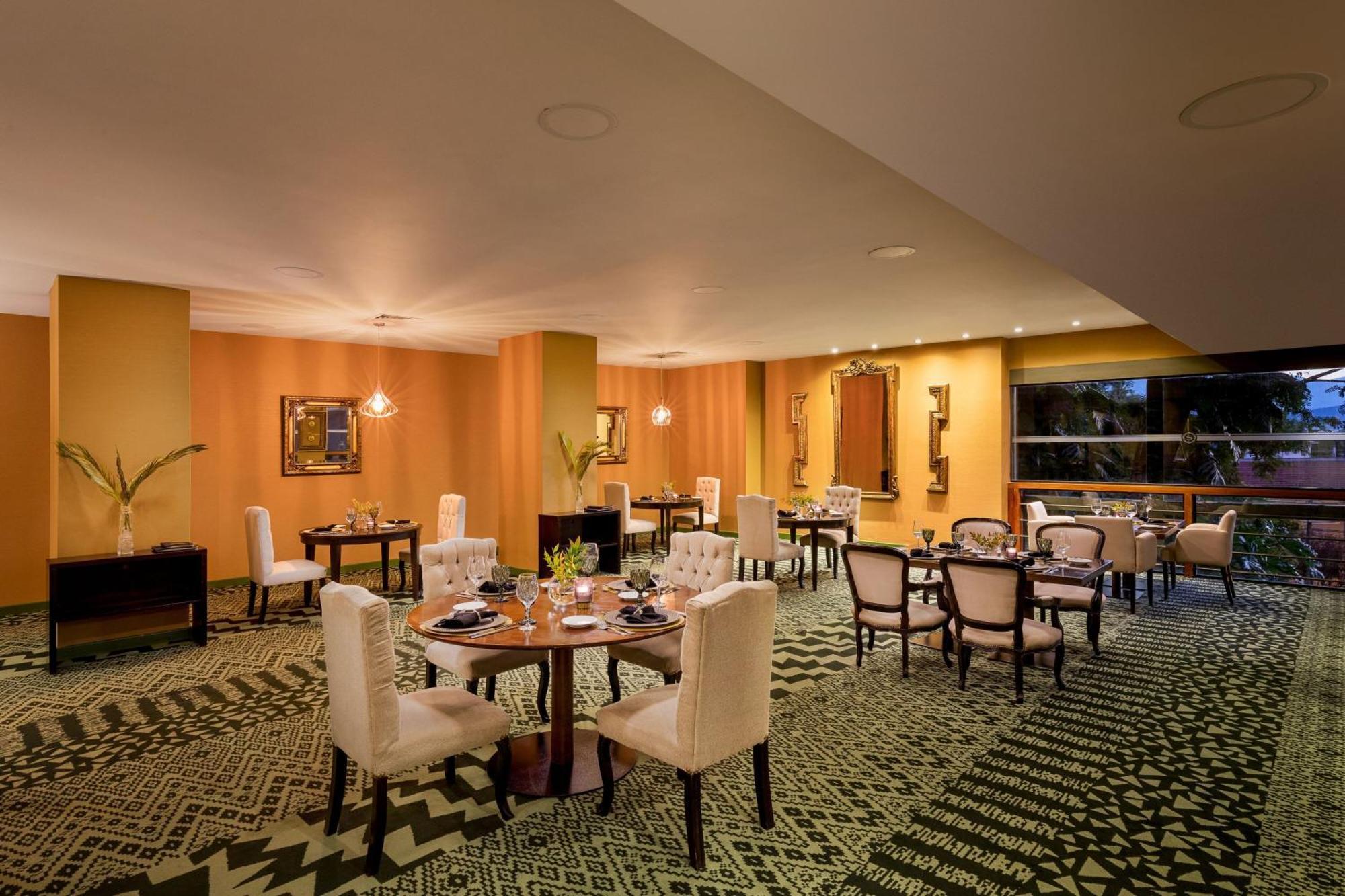 Sheraton Salta Hotel Bagian luar foto