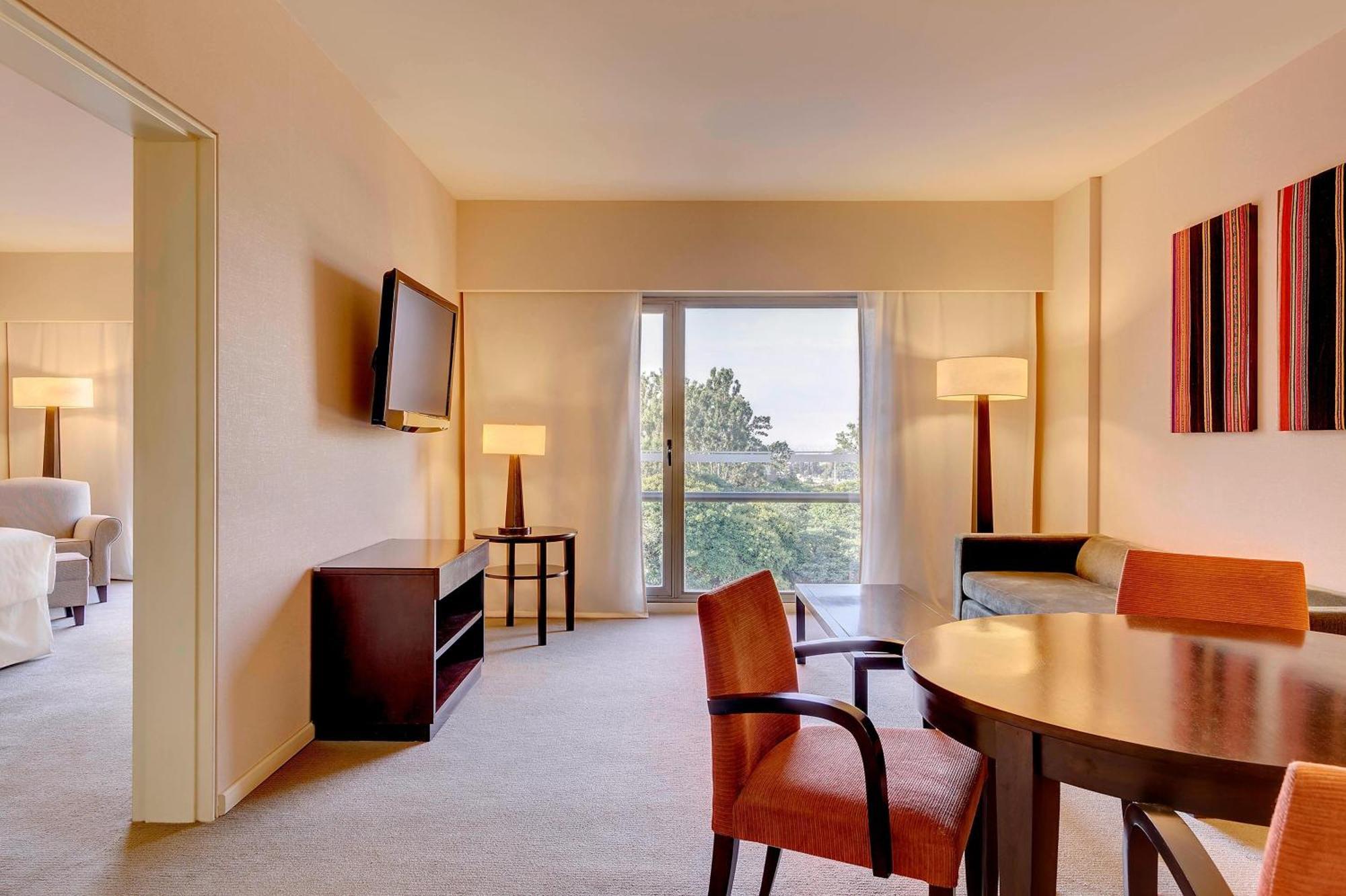 Sheraton Salta Hotel Bagian luar foto